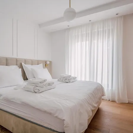 Adria Concept * Zara